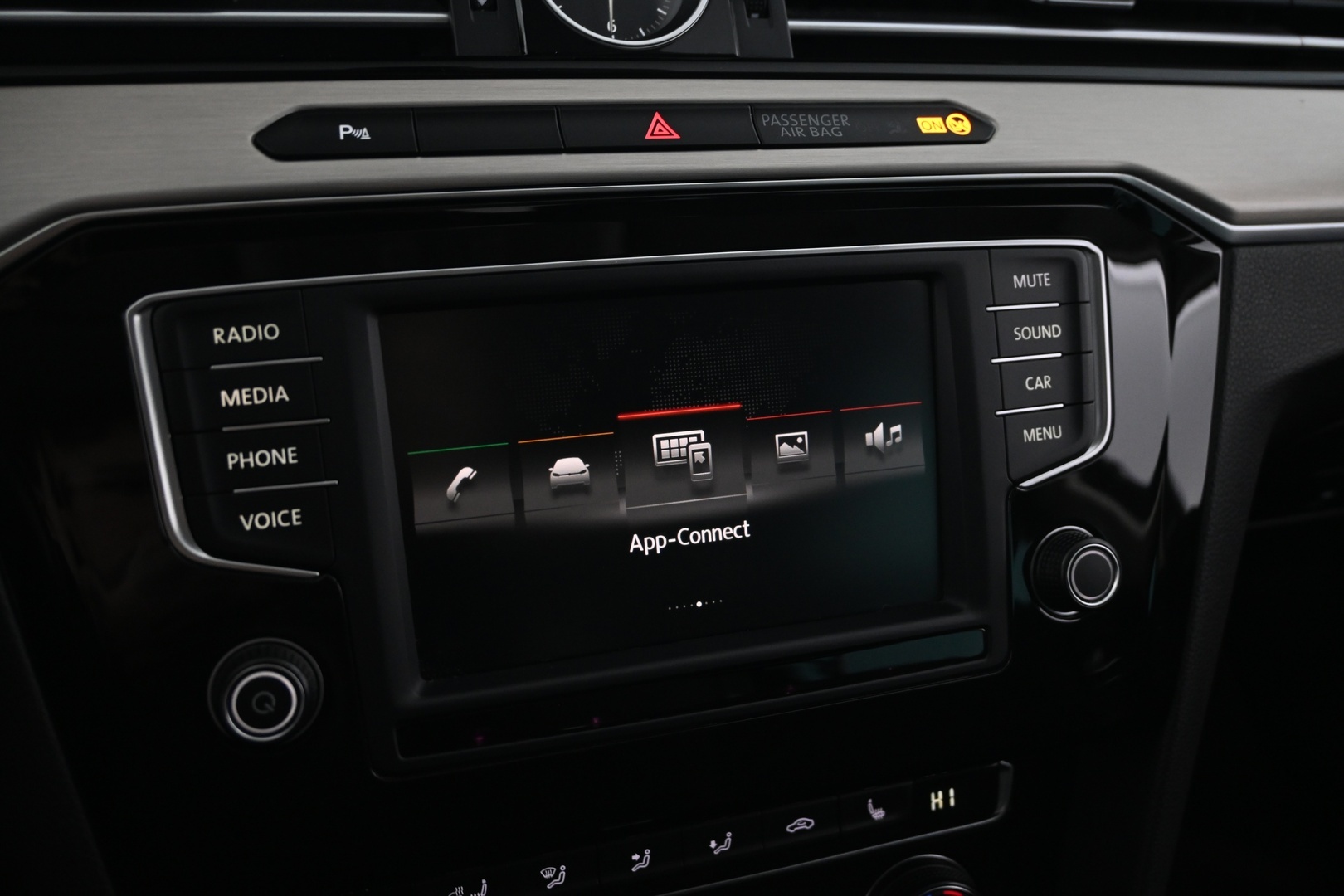 VOLKSWAGEN Passat 2016