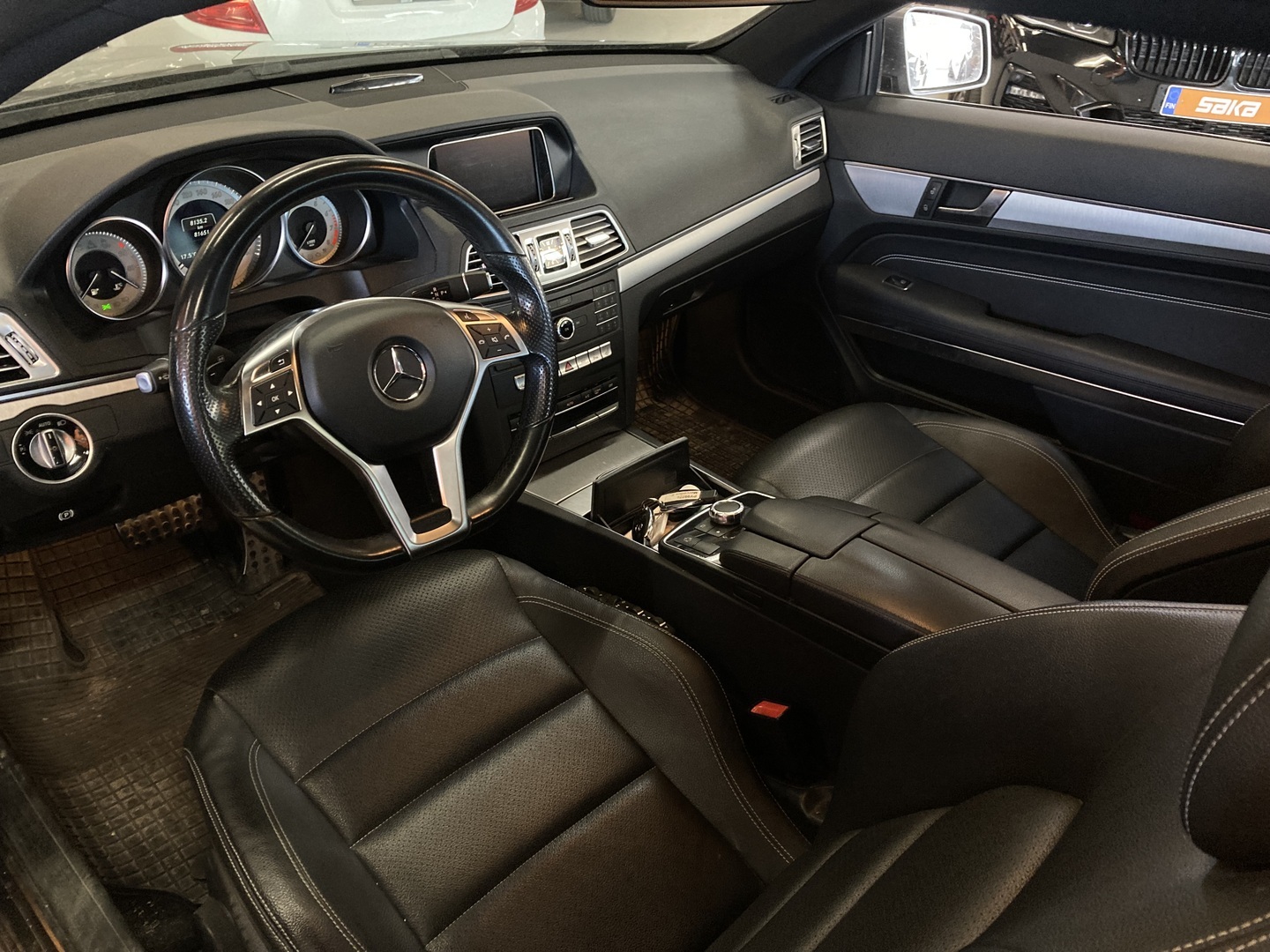 MERCEDES-BENZ E 2016