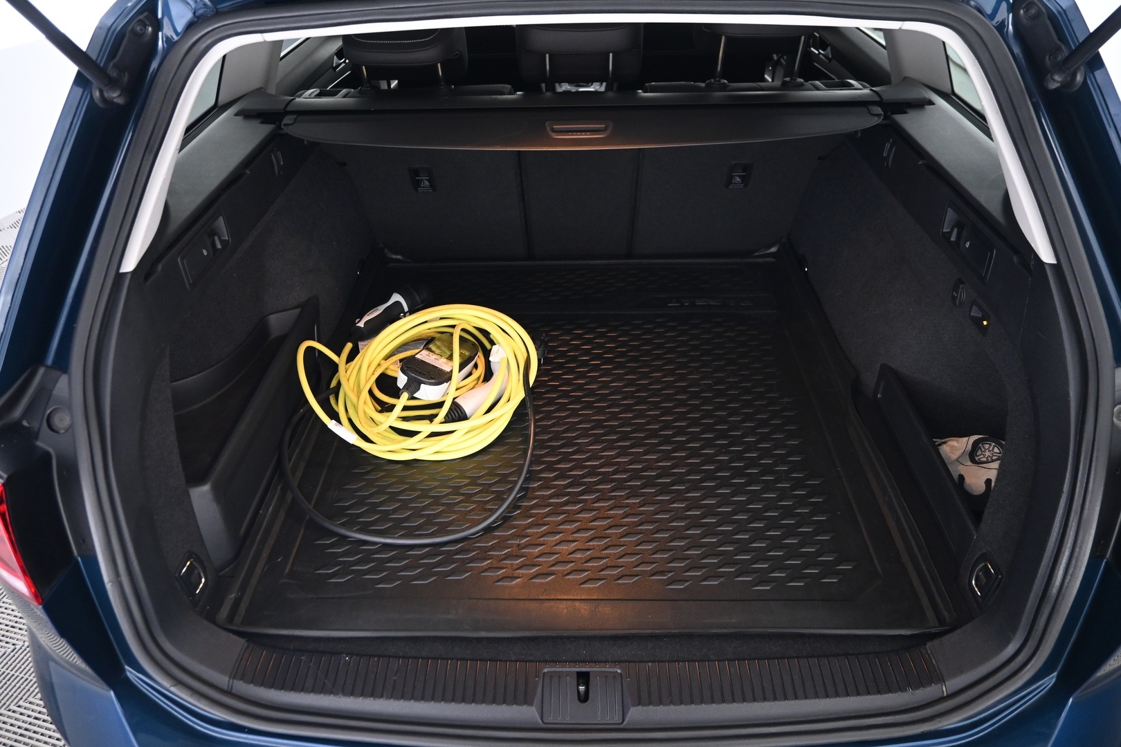 VOLKSWAGEN Passat 2021