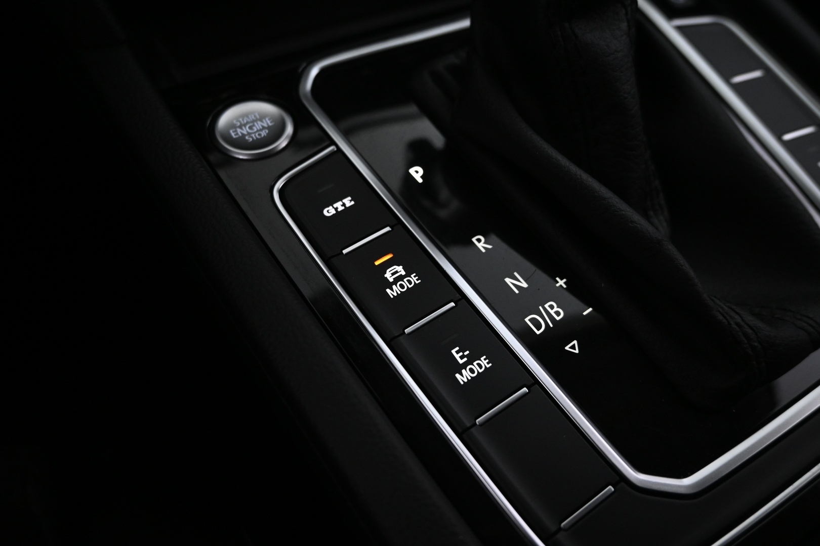 VOLKSWAGEN Passat 2021