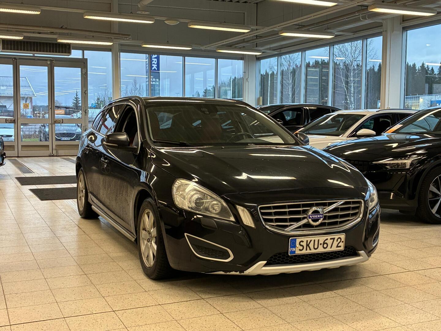 VOLVO V60 2013