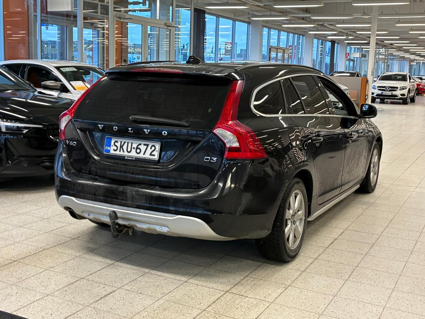 VOLVO V60 2013