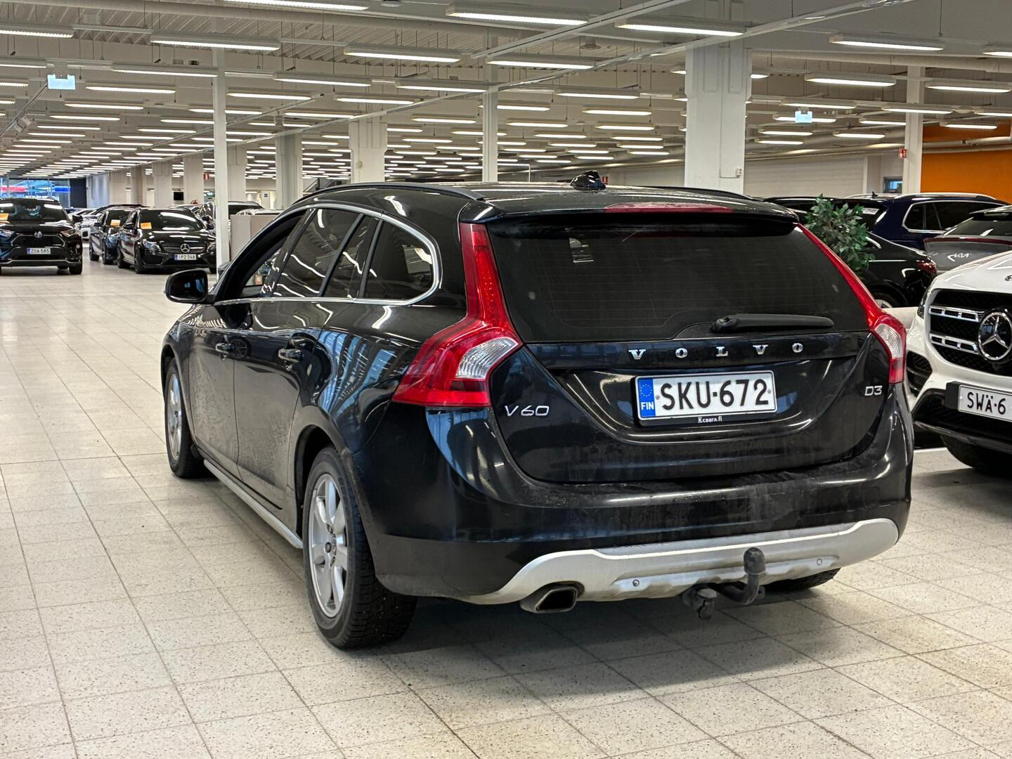 VOLVO V60 2013