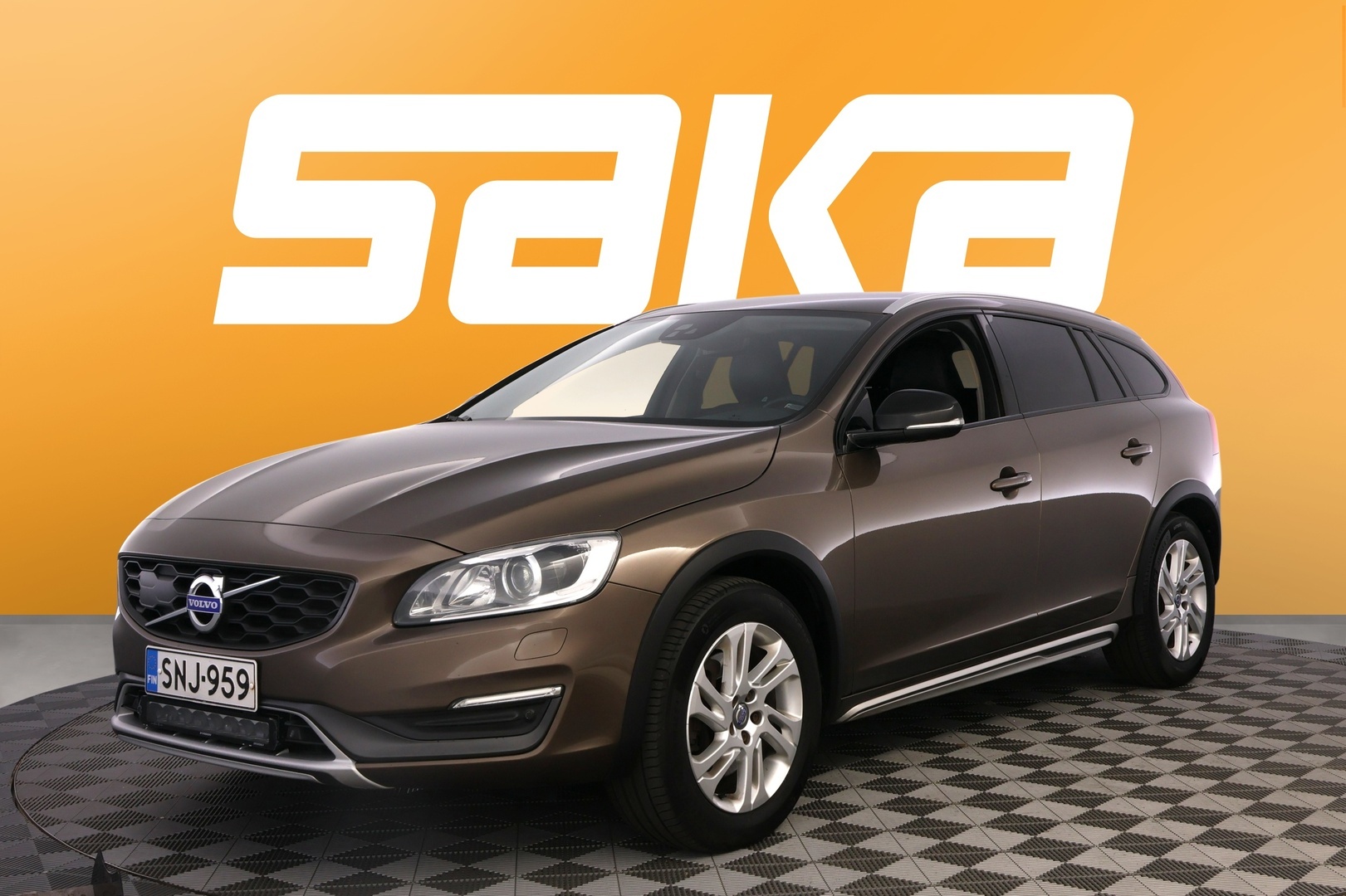 VOLVO V60 Cross Country 2015