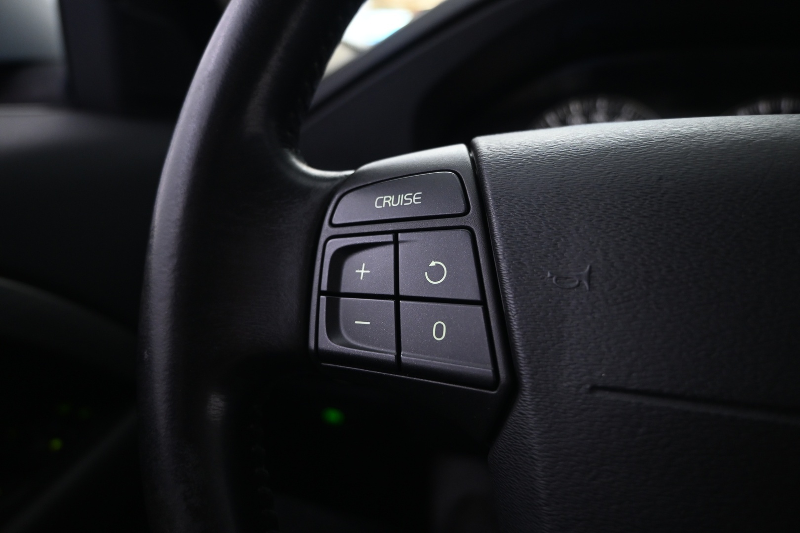 VOLVO V70 2008