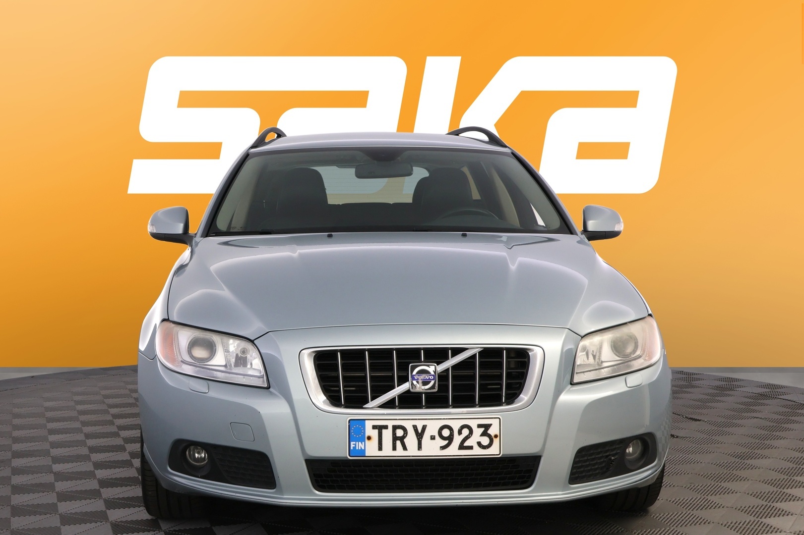 VOLVO V70 2008