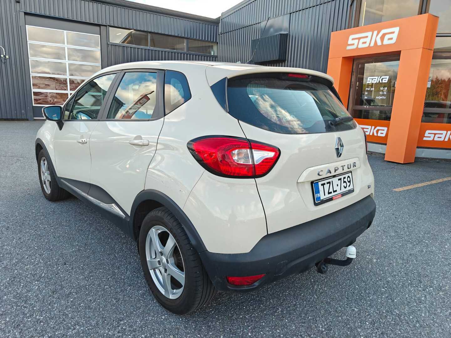 RENAULT Captur 2014