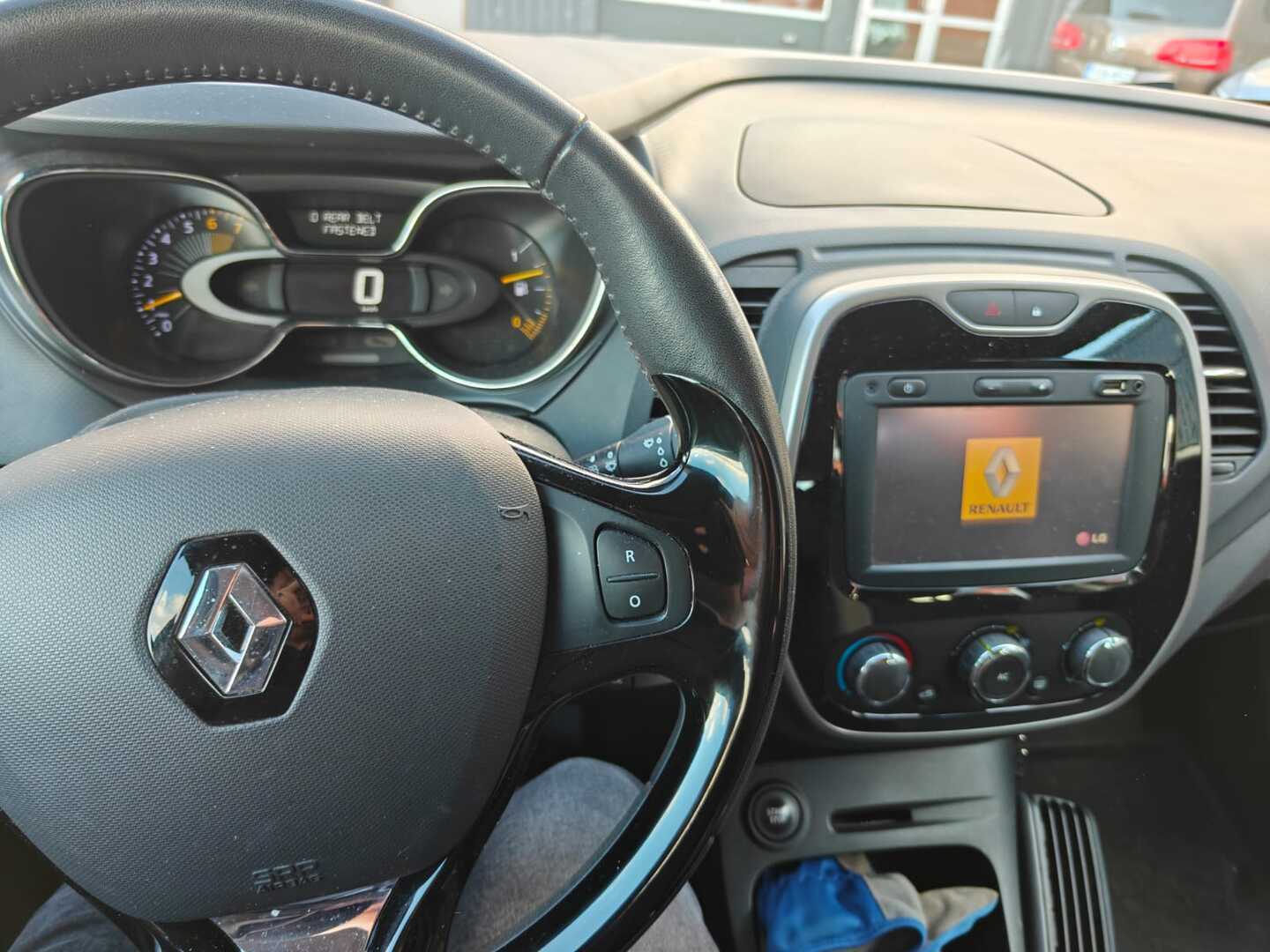 RENAULT Captur 2014