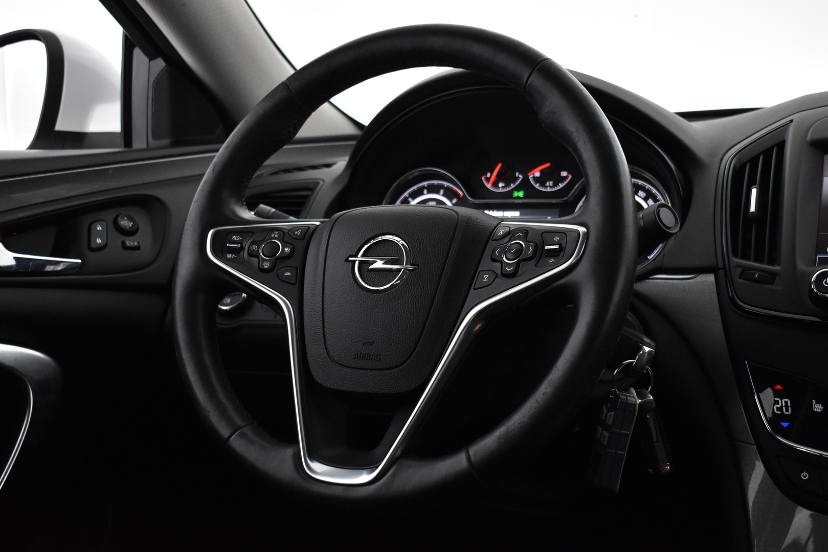 OPEL Insignia 2016