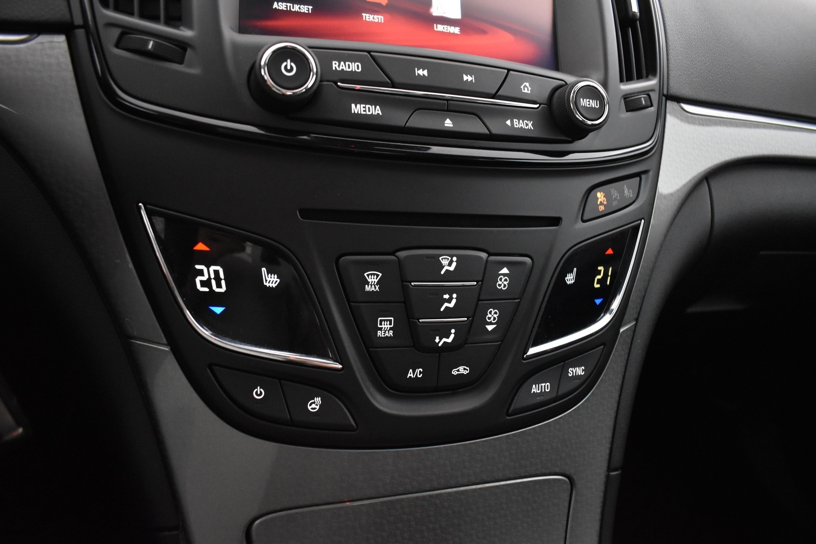 OPEL Insignia 2016
