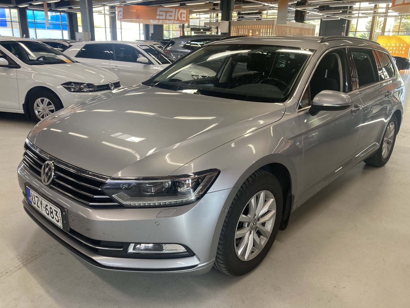 VOLKSWAGEN Passat 2018