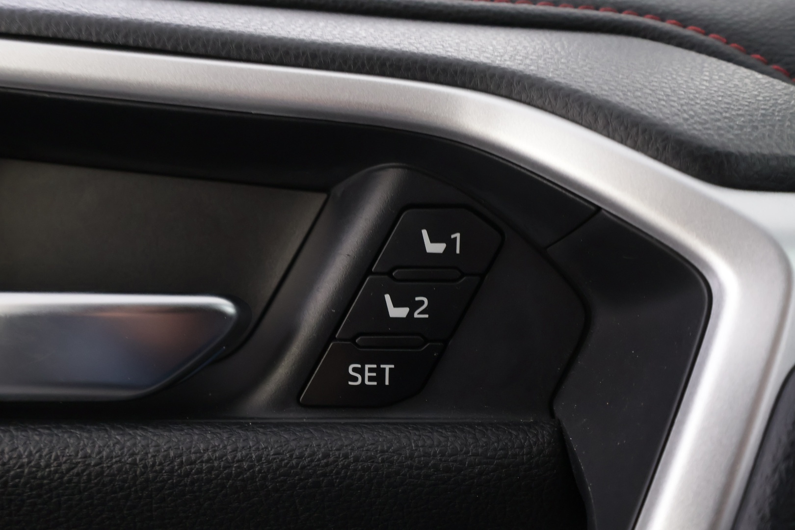 TOYOTA RAV4 Plug-in 2023