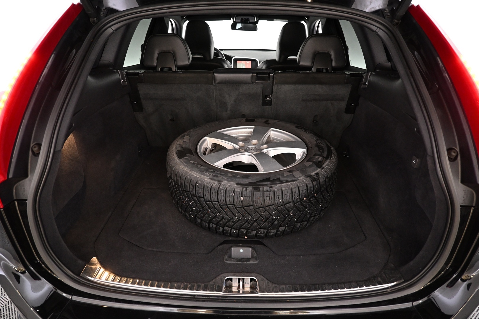 VOLVO XC60 2017