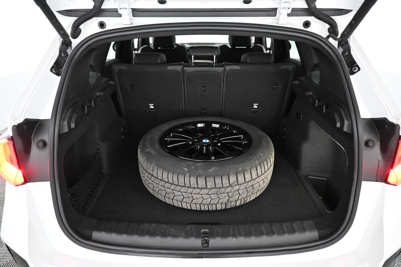 BMW iX1 2023