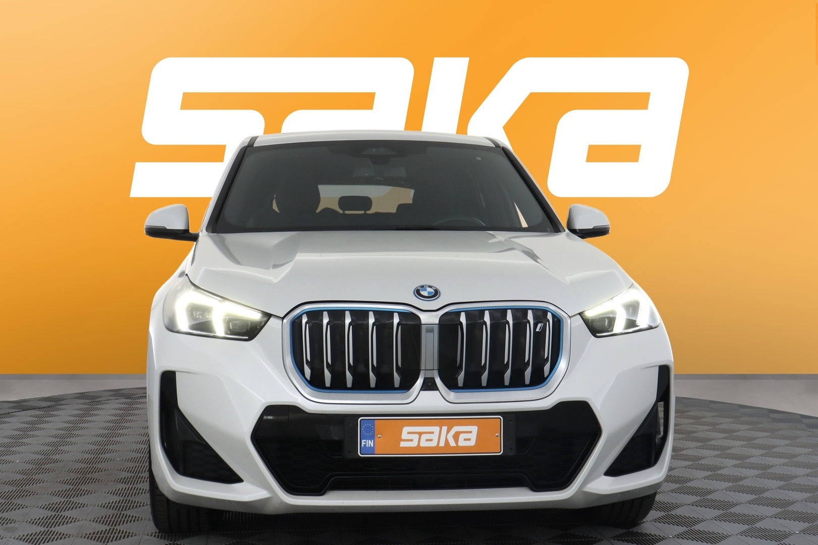 BMW iX1 2023