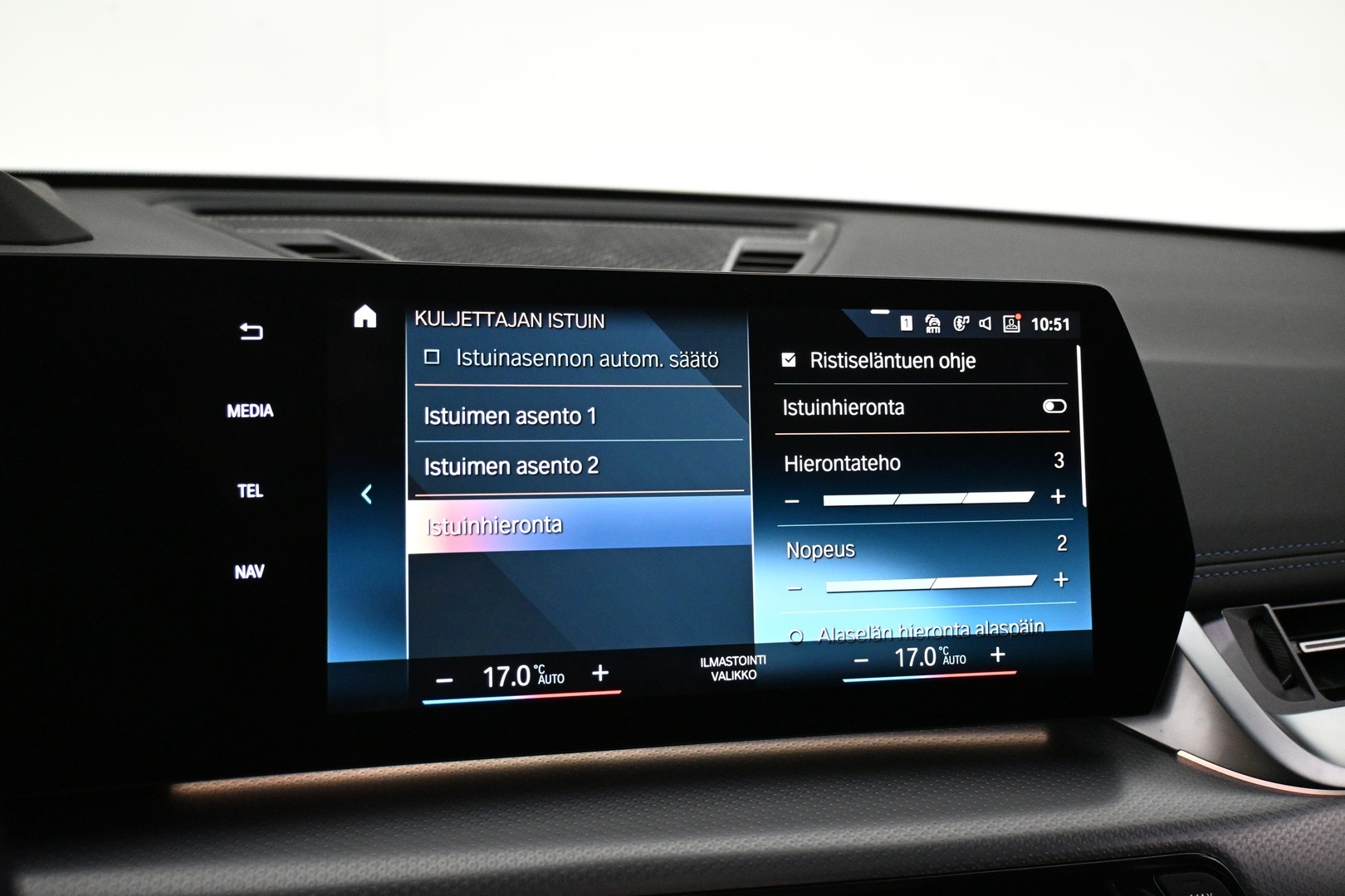 BMW iX1 2023