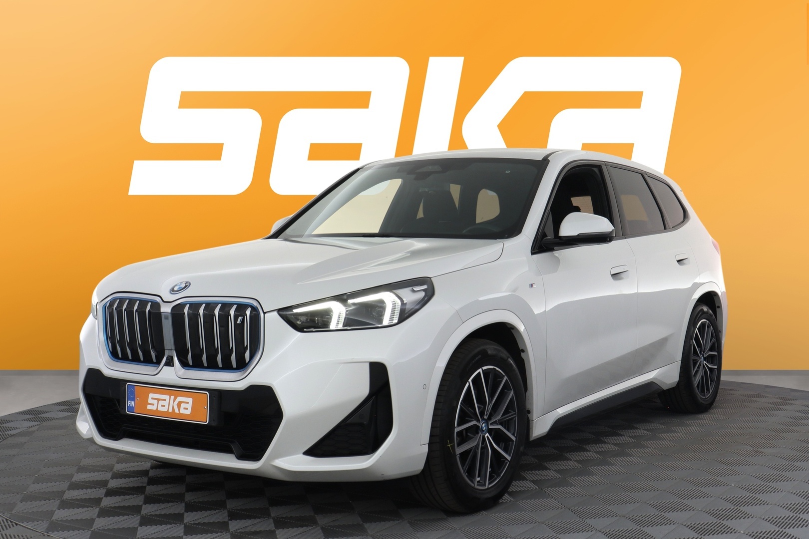 BMW iX1 2023