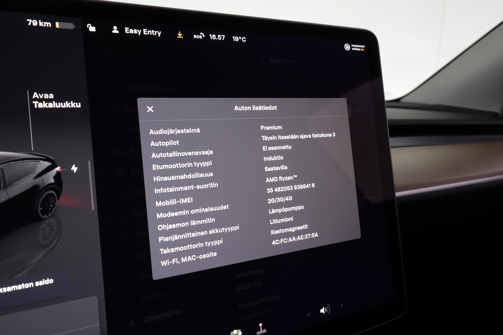 TESLA Model Y 2024