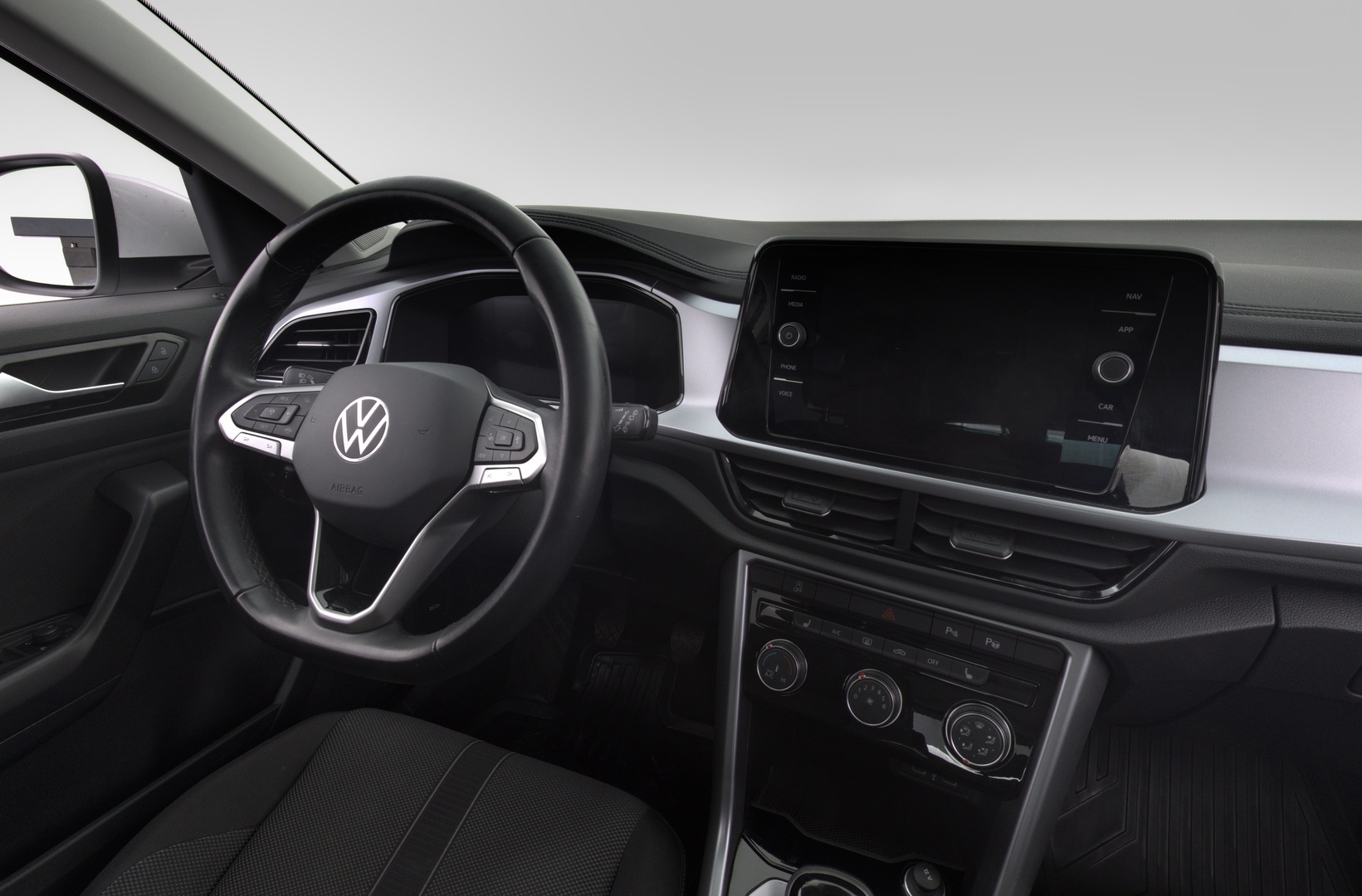 VOLKSWAGEN T-Roc 2023