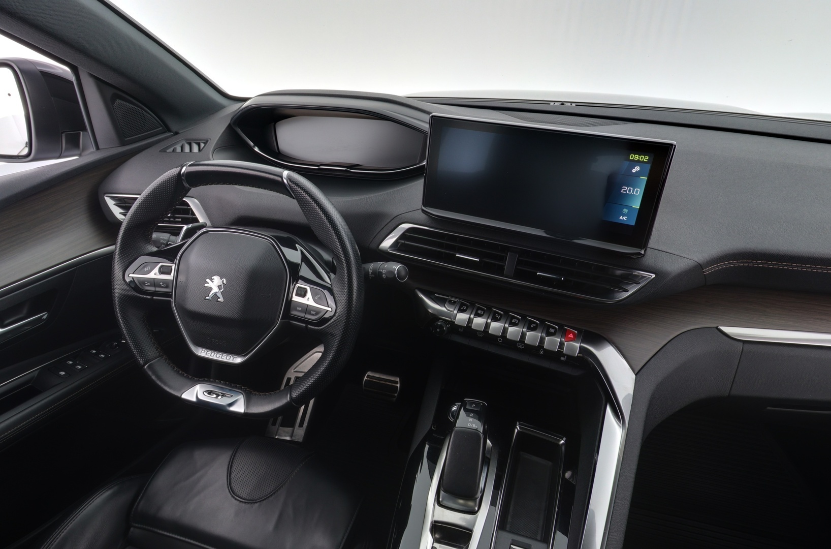 PEUGEOT 3008 2021