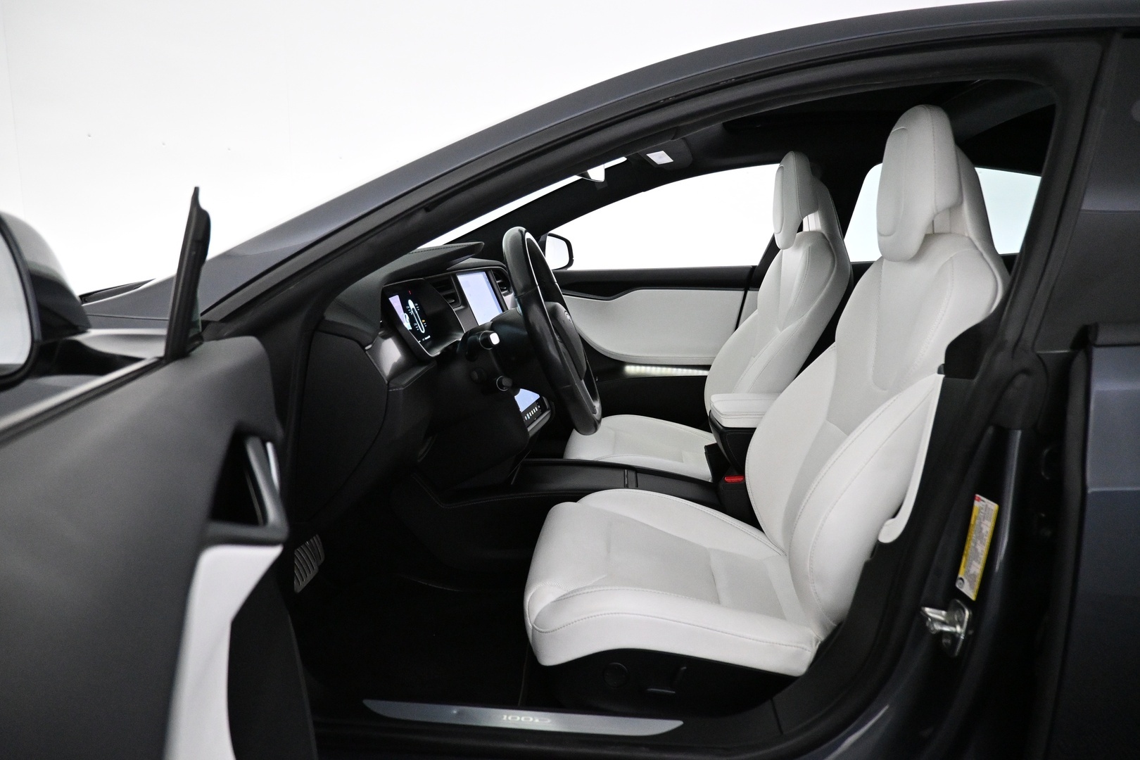 TESLA Model S 2018