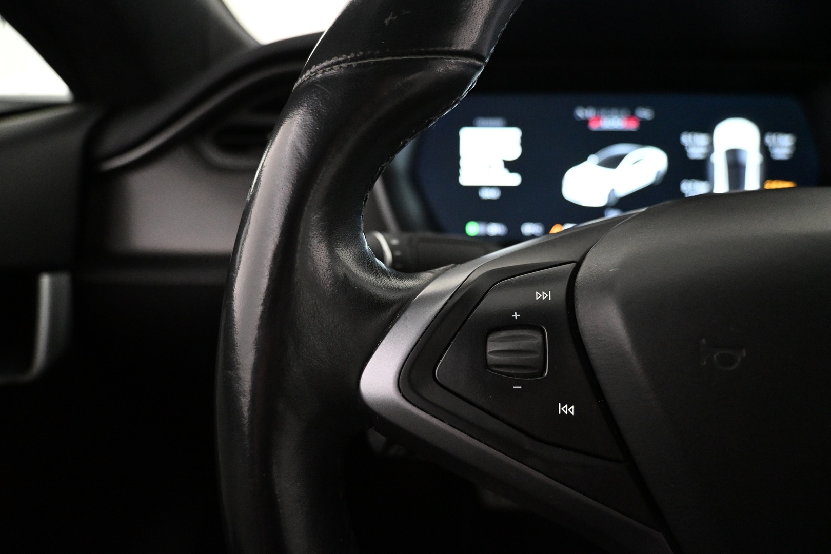 TESLA Model S 2018