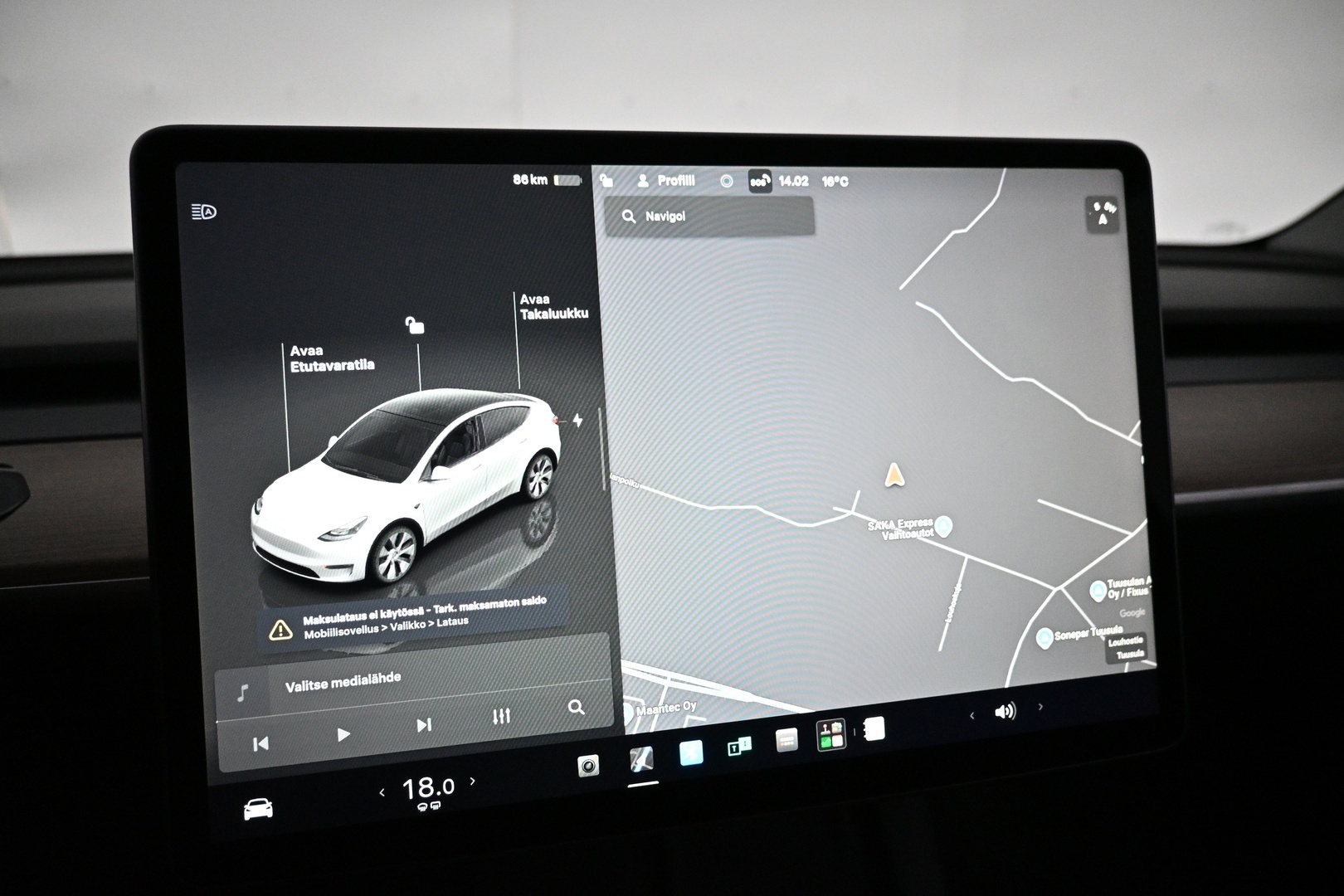 TESLA Model Y 2024