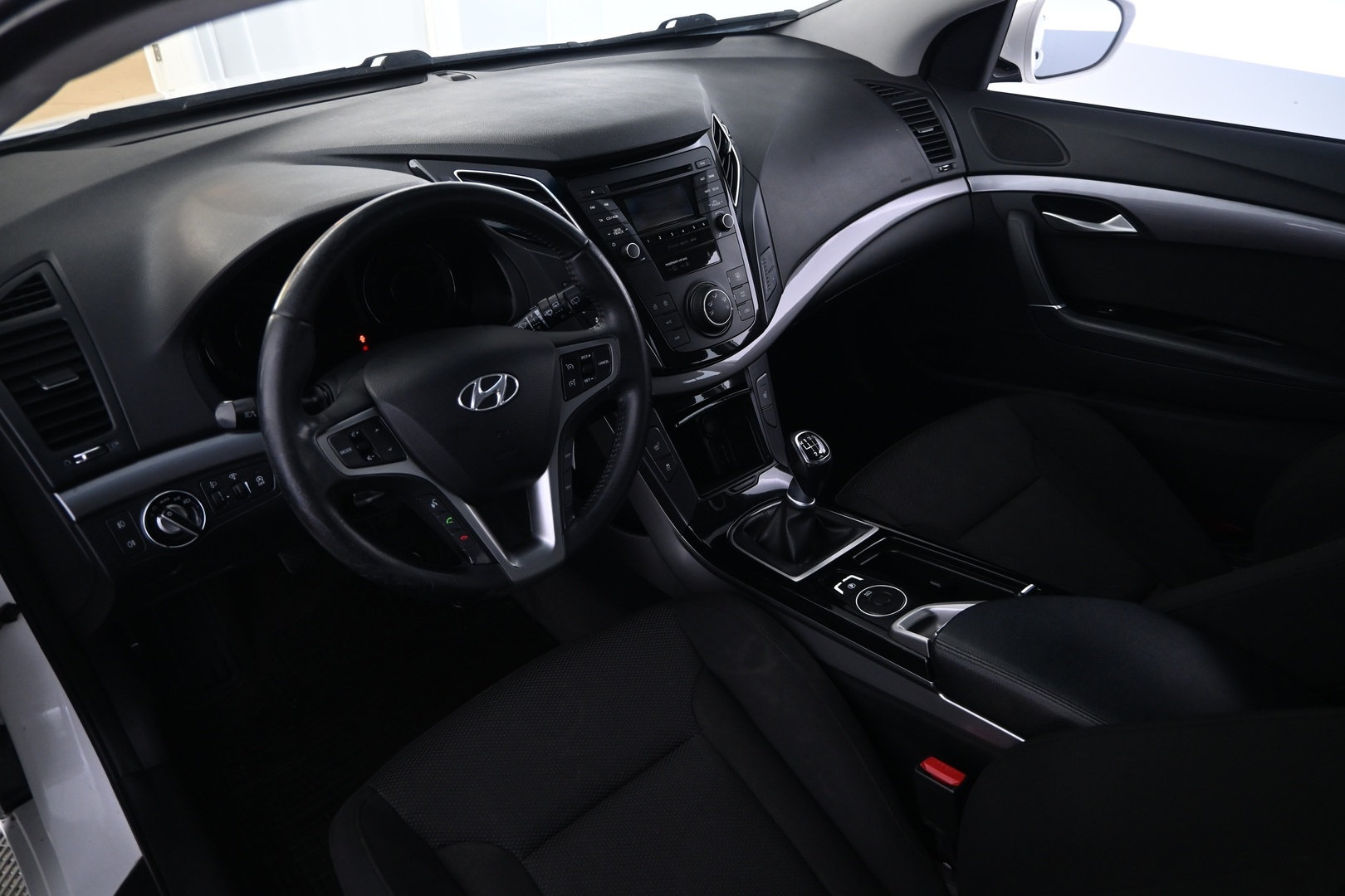 HYUNDAI i40 2012