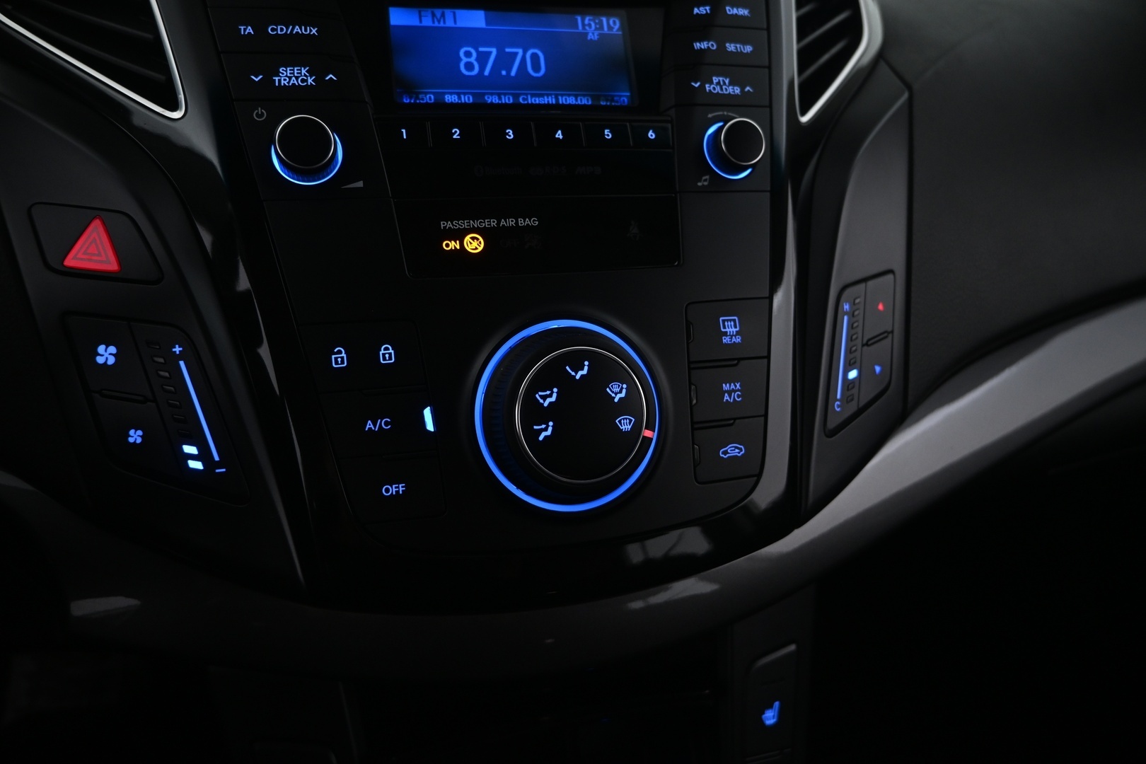 HYUNDAI i40 2012