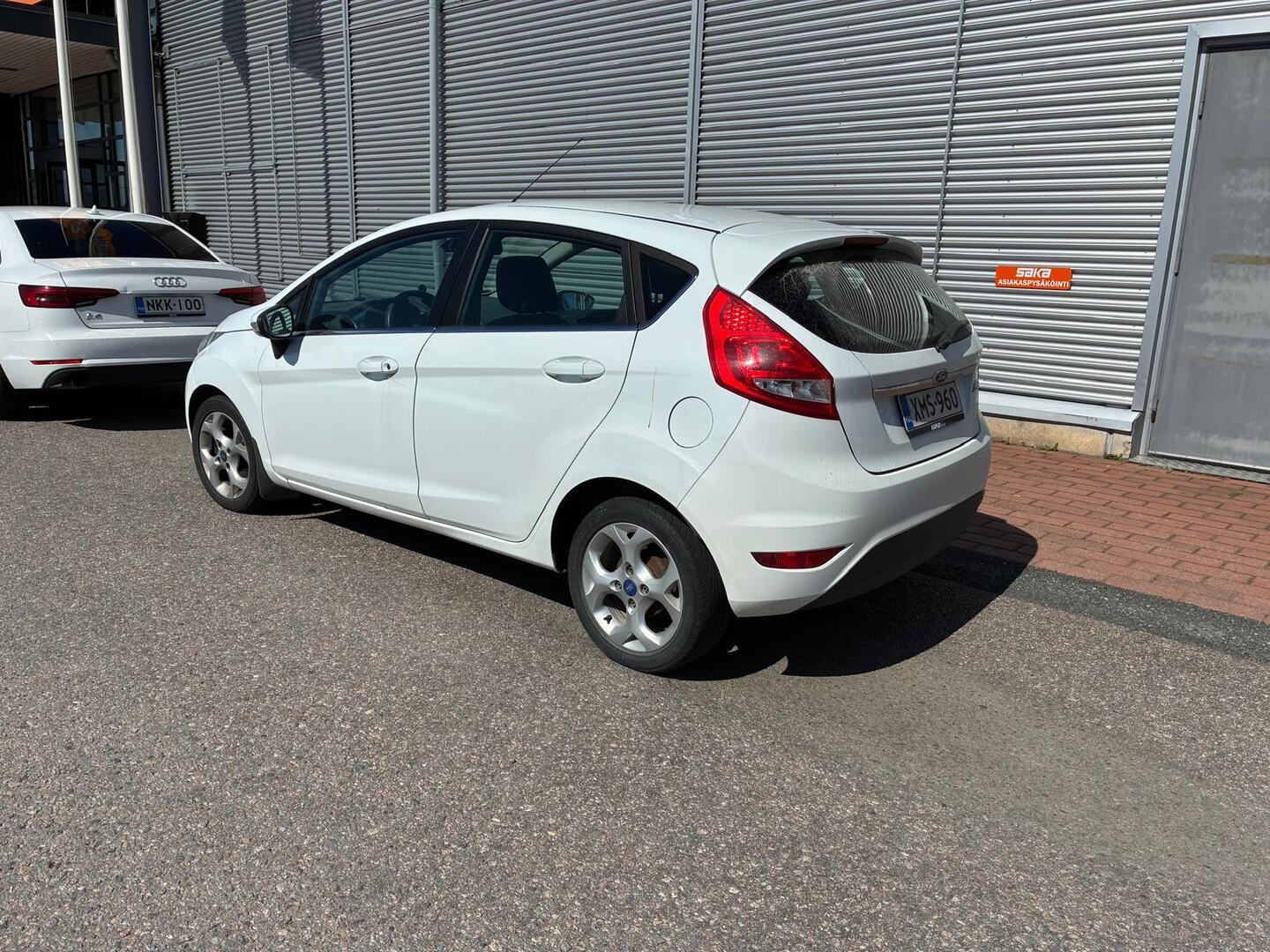 FORD Fiesta 2011