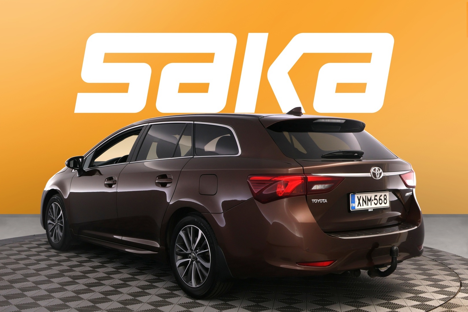 TOYOTA Avensis 2016