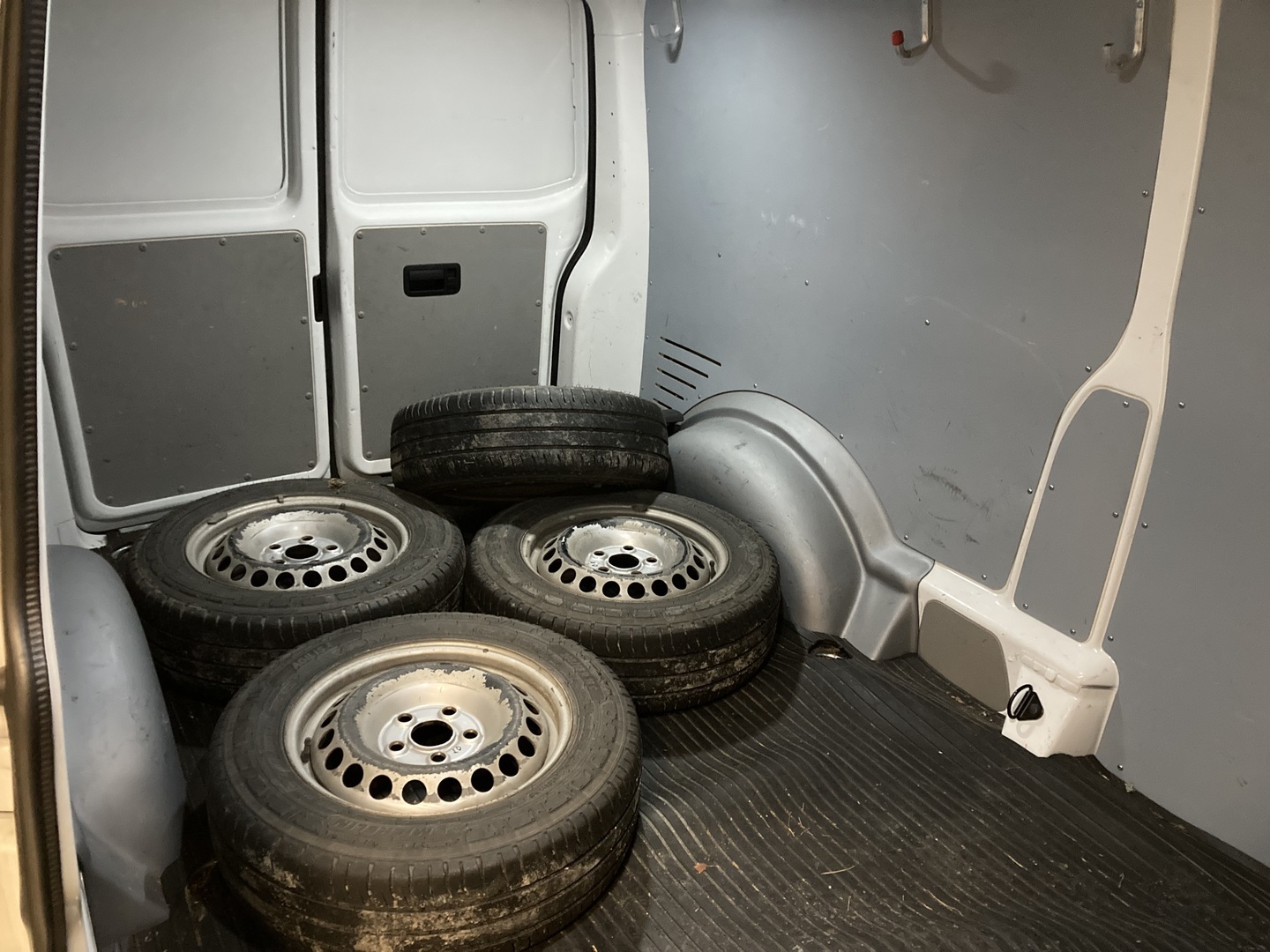 VOLKSWAGEN Transporter 2018