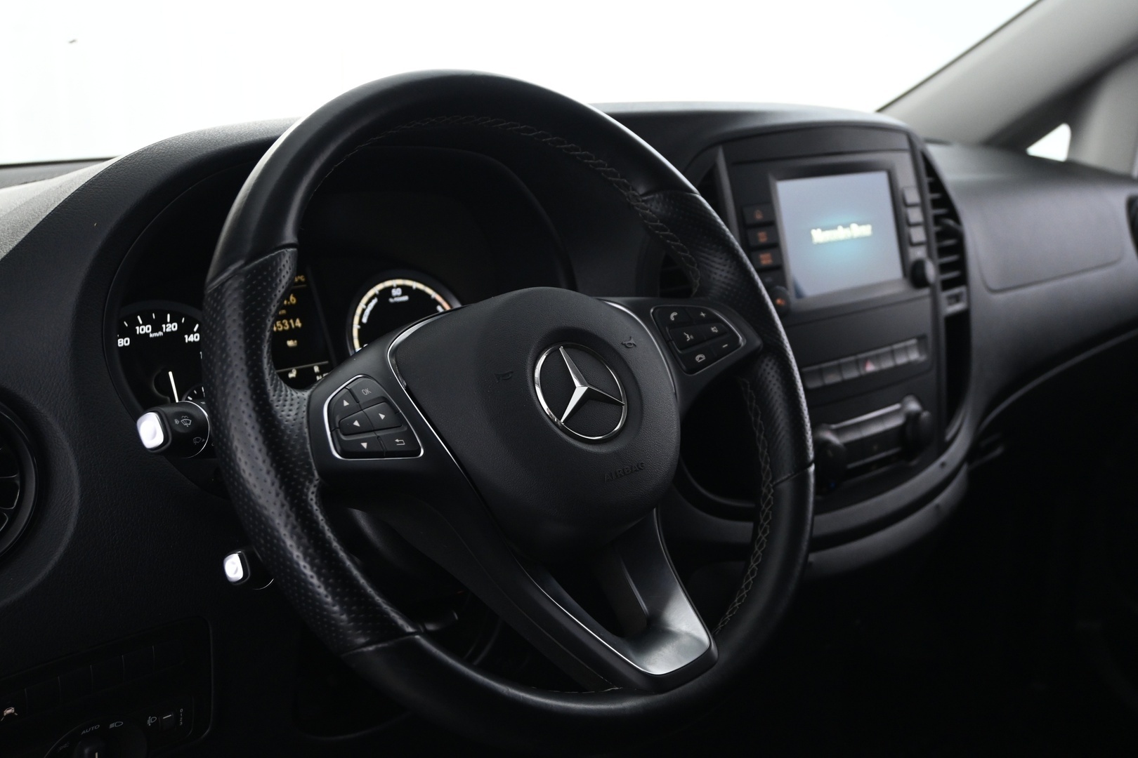 MERCEDES-BENZ Vito 2022