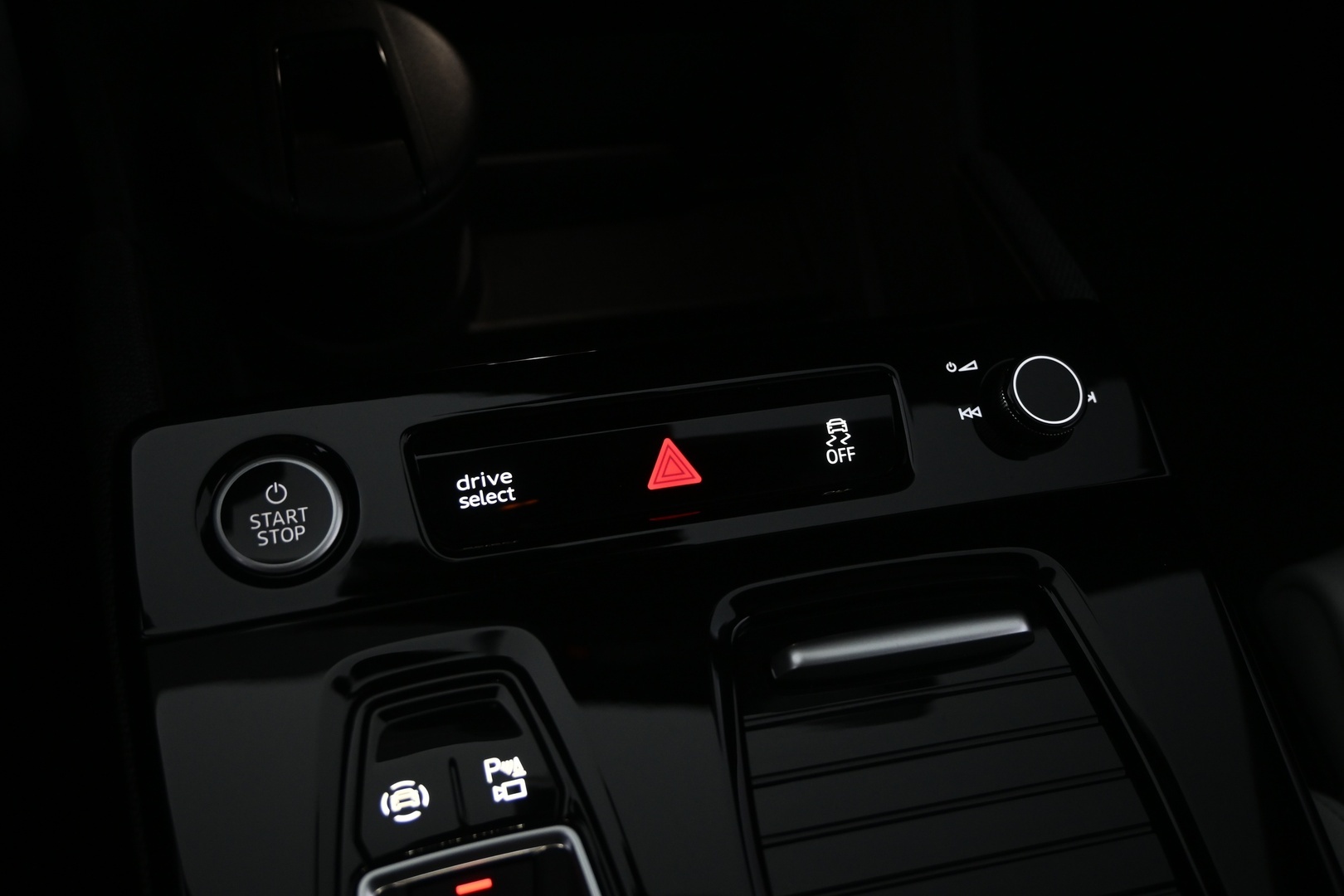 AUDI A6 e-tron 2025