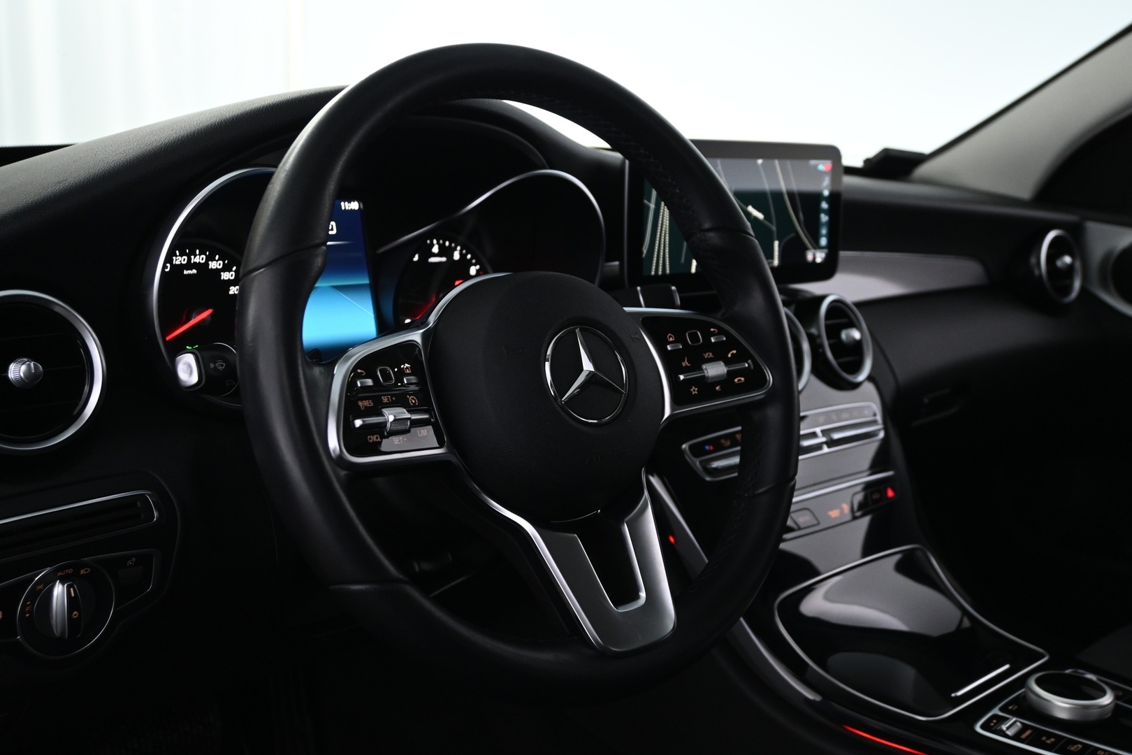 MERCEDES-BENZ C 2020