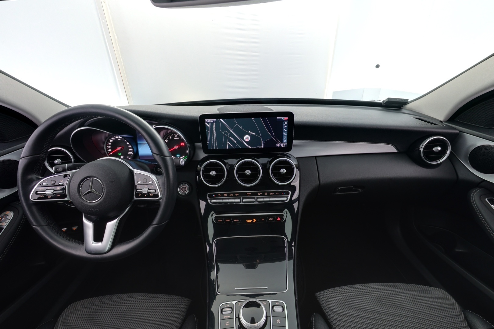 MERCEDES-BENZ C 2020