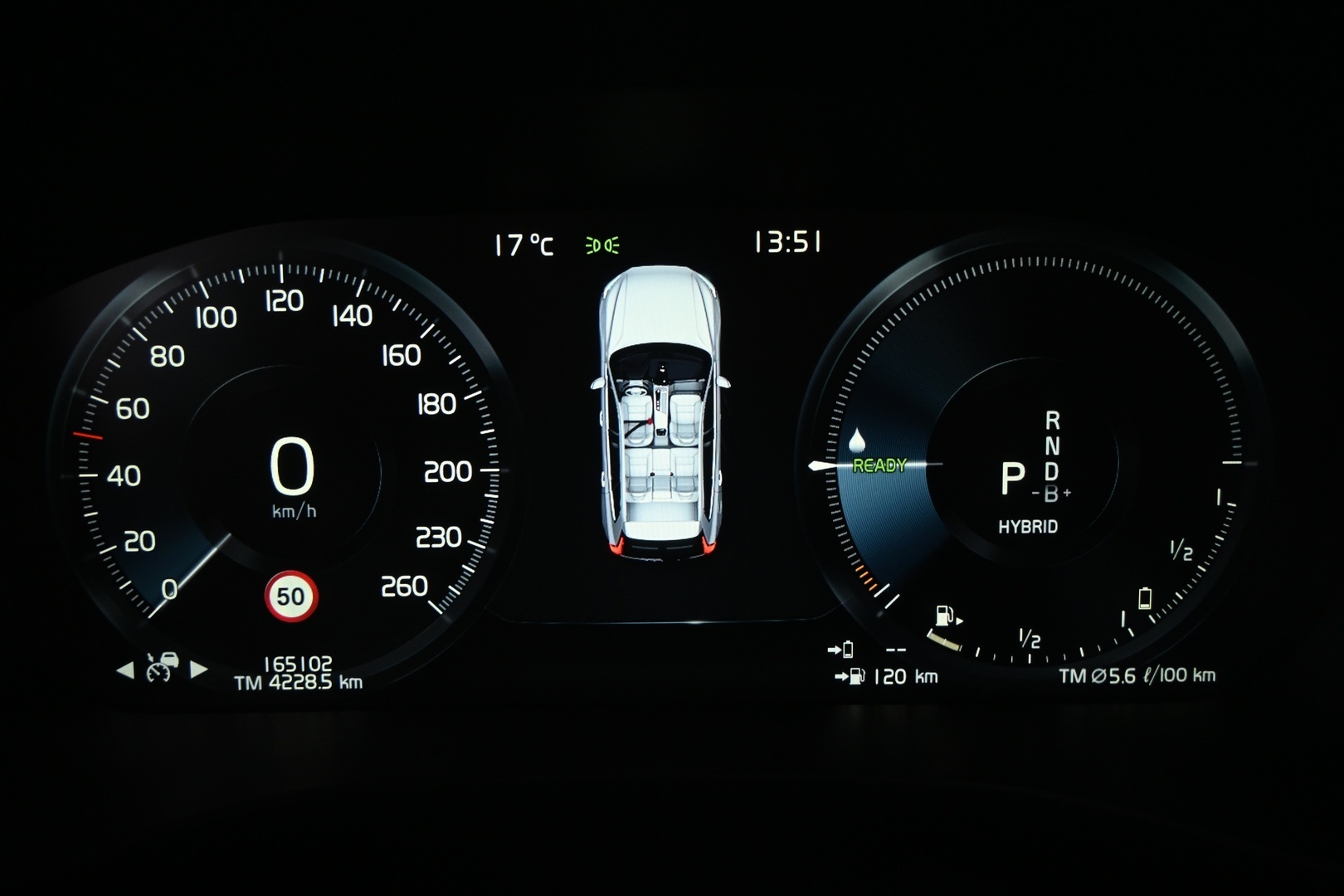 VOLVO XC60 2021