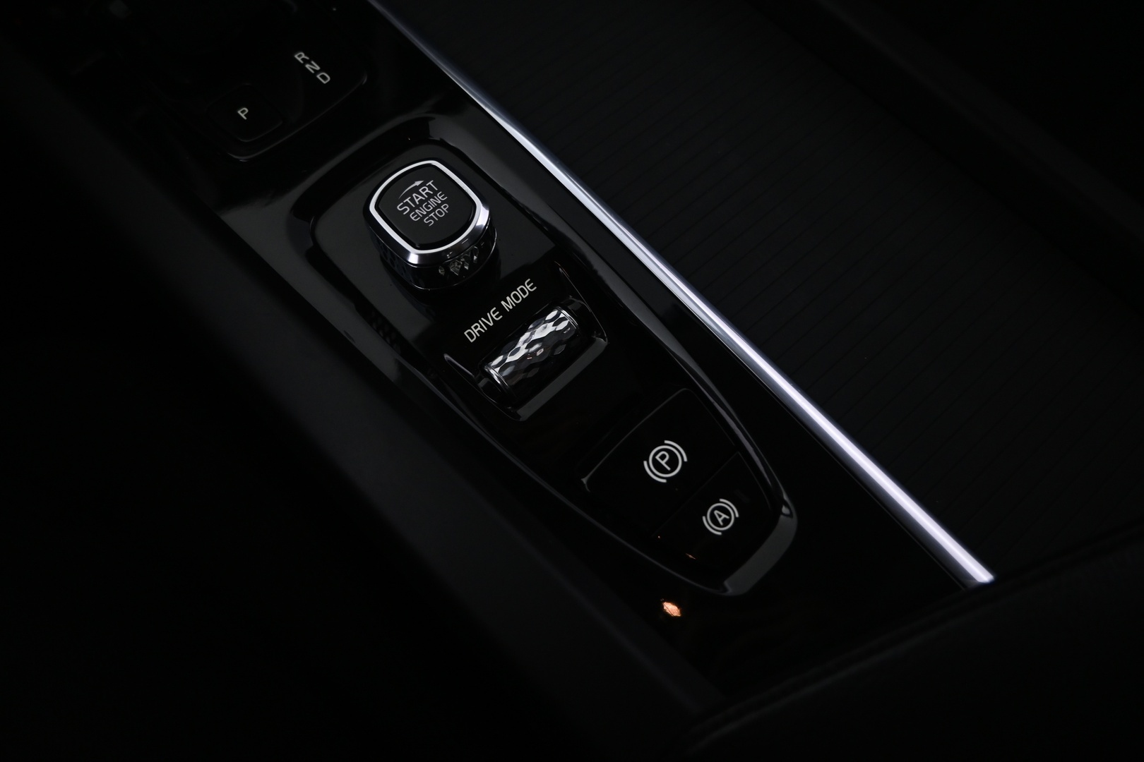 VOLVO XC60 2021