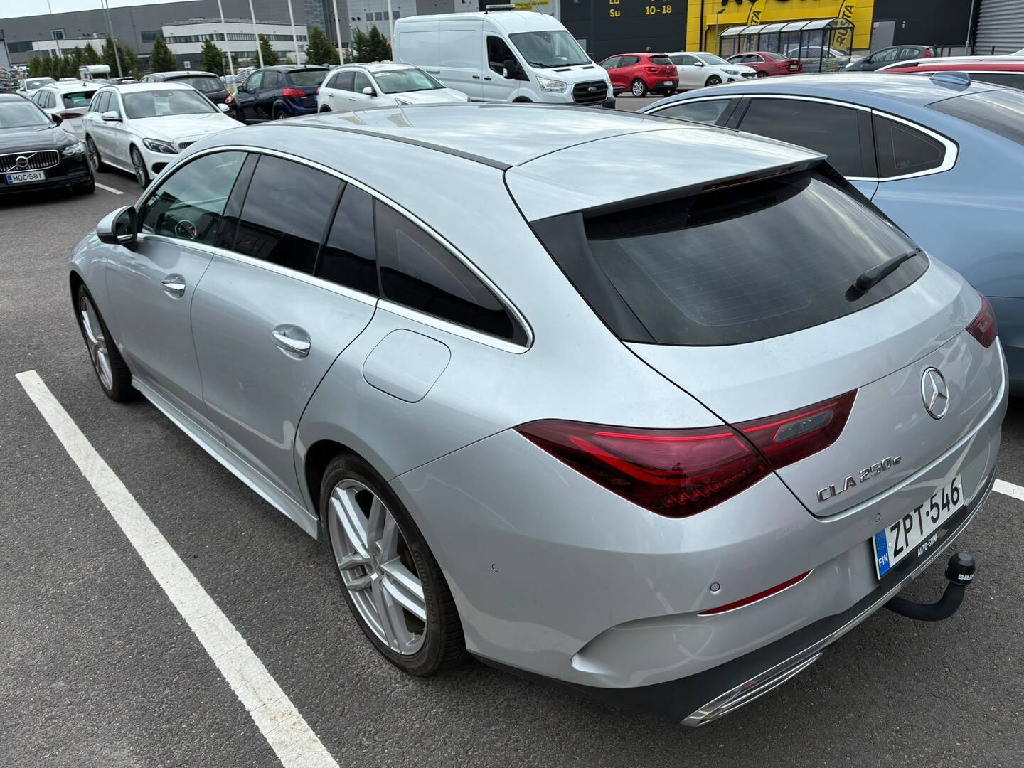 MERCEDES-BENZ CLA 2024