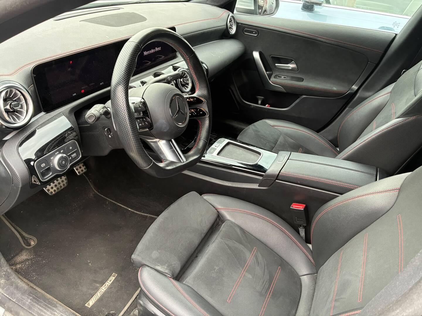 MERCEDES-BENZ CLA 2024