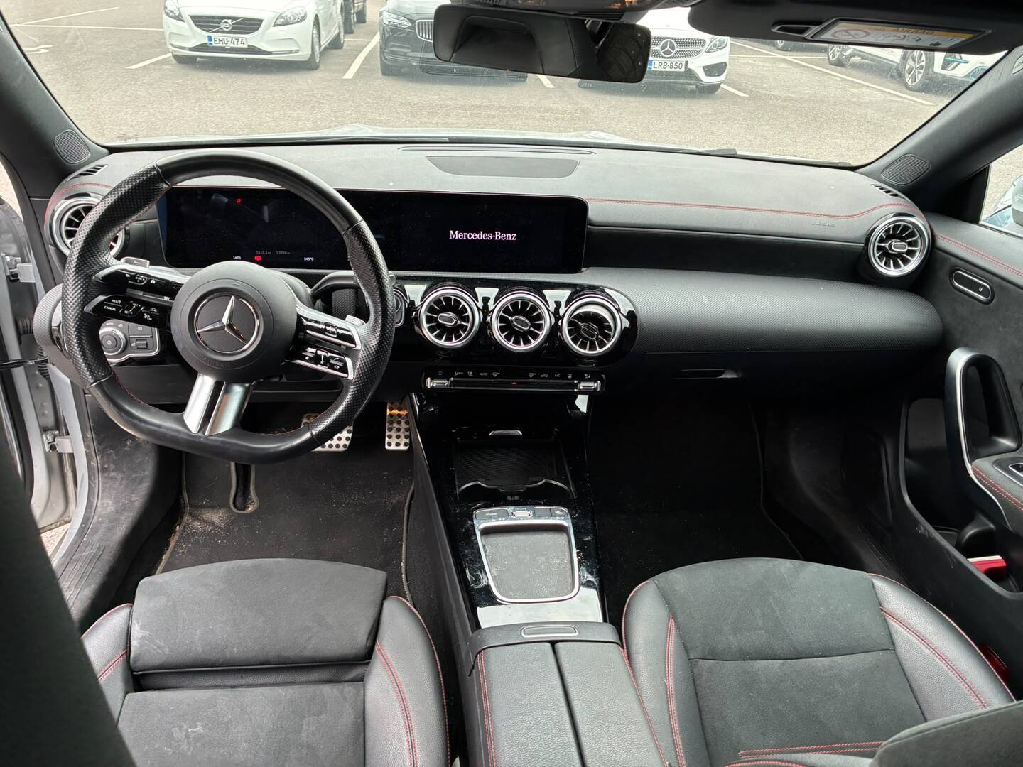 MERCEDES-BENZ CLA 2024