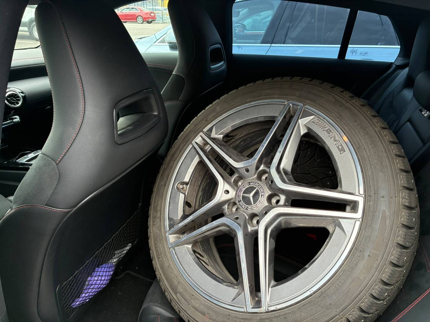 MERCEDES-BENZ CLA 2024
