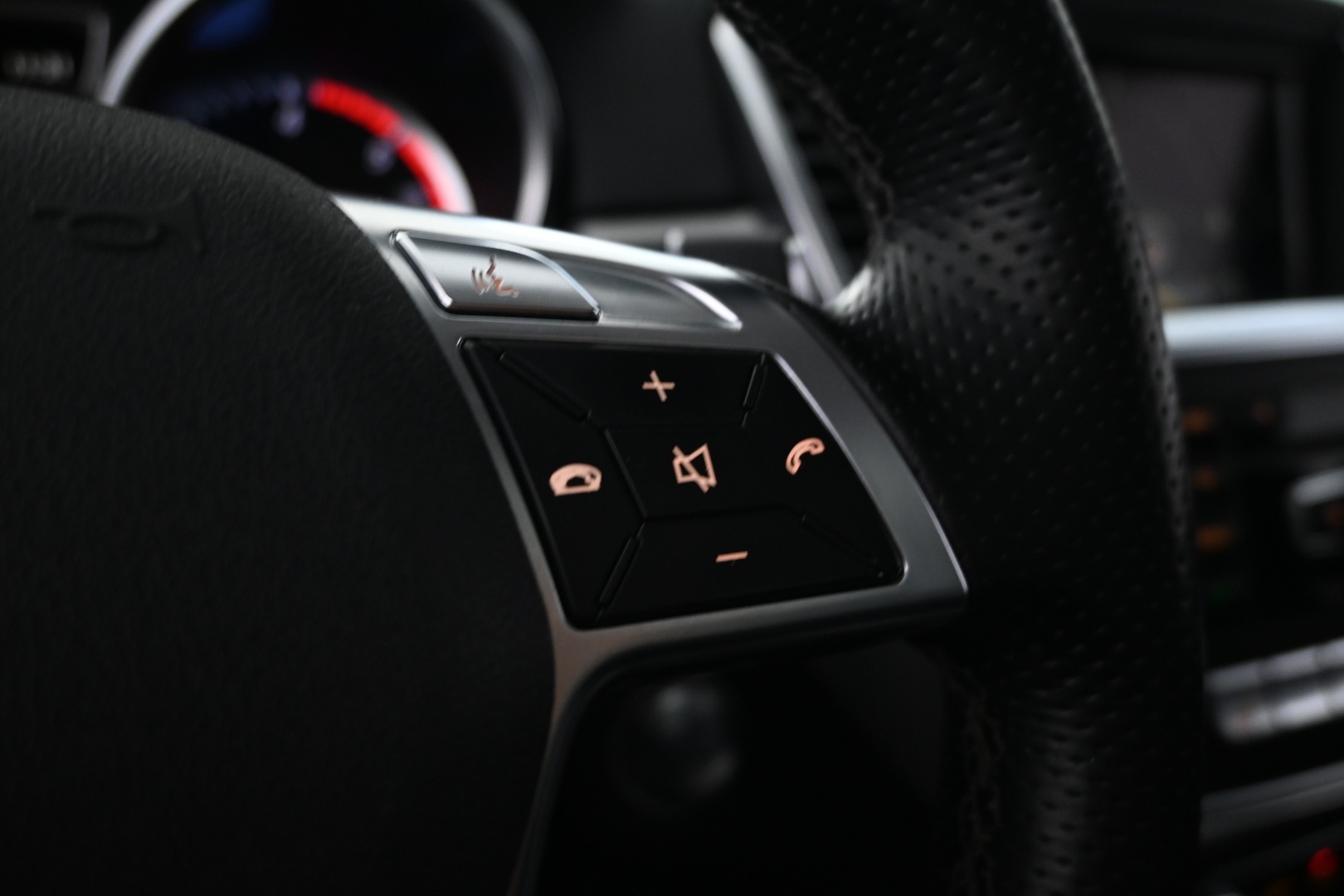 MERCEDES-BENZ ML 2013