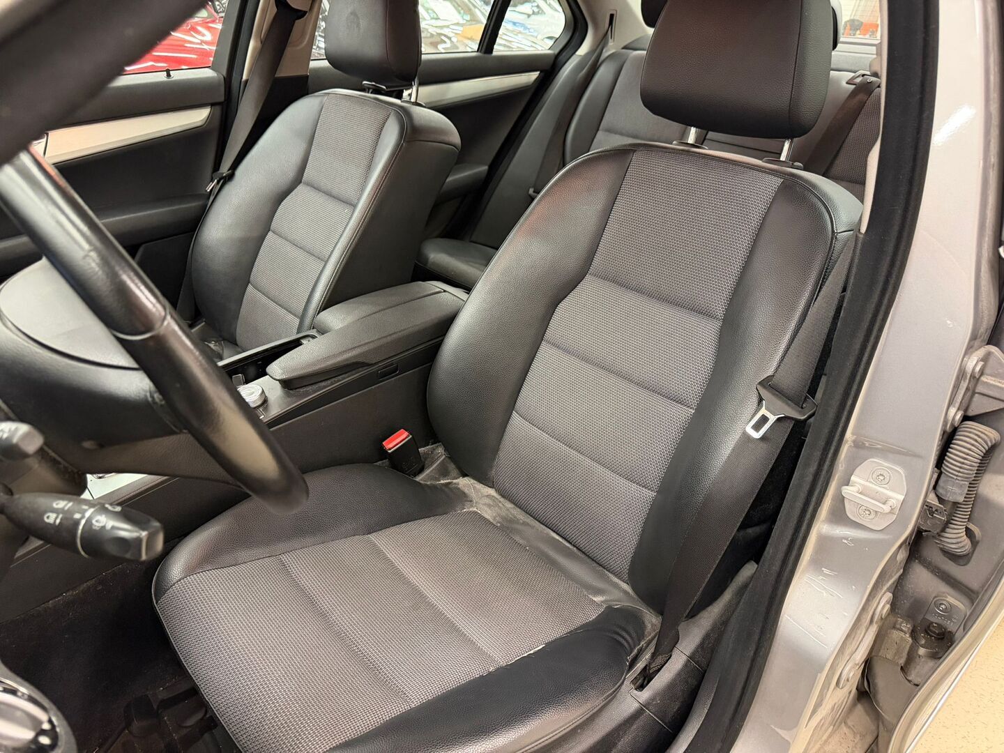 MERCEDES-BENZ C 2008