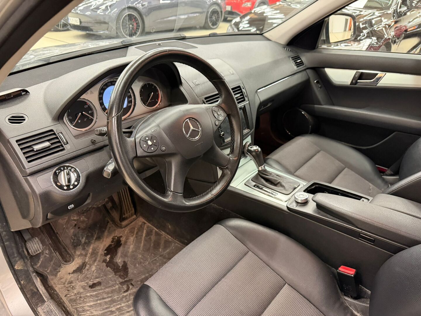 MERCEDES-BENZ C 2008