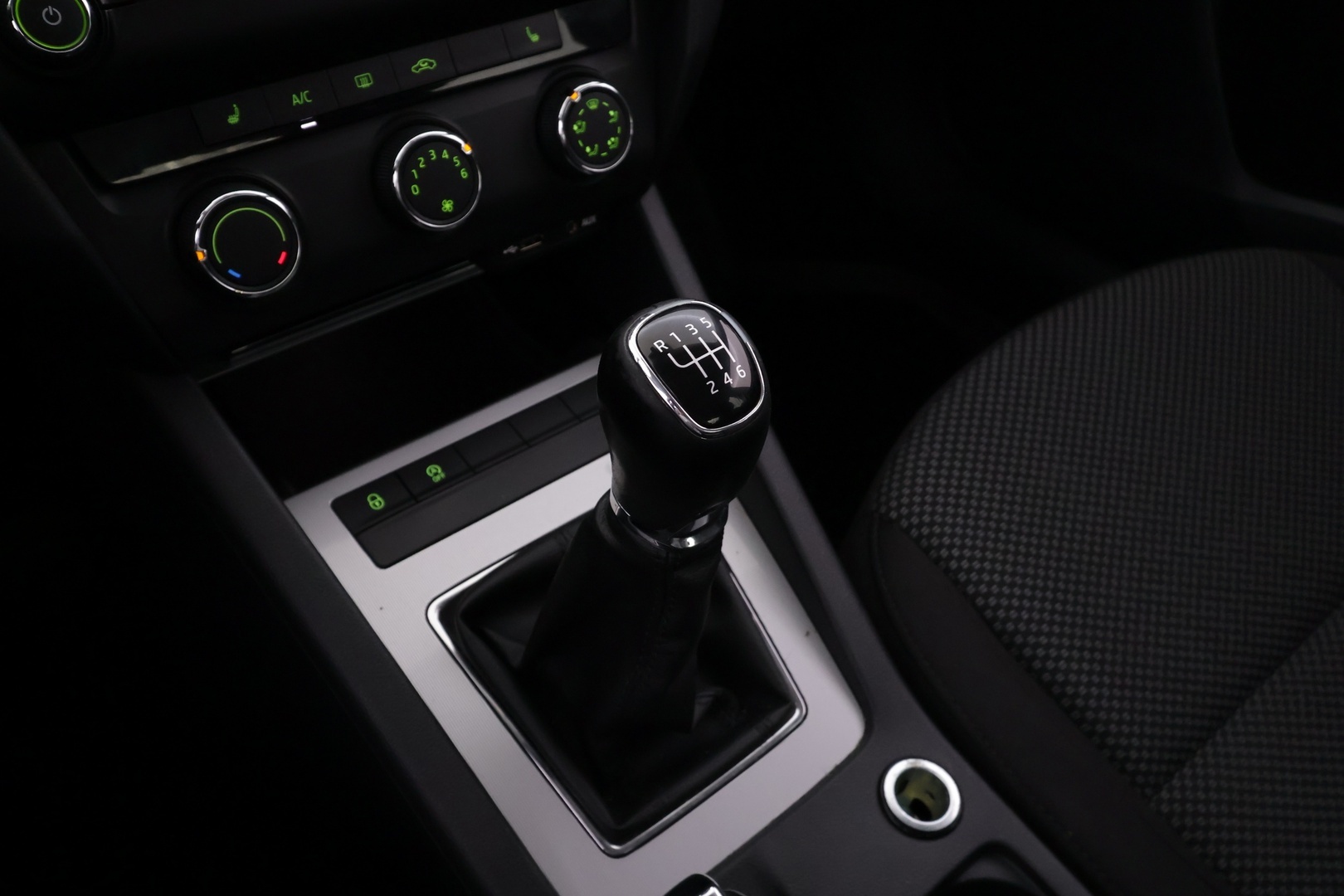 SKODA Octavia 2013
