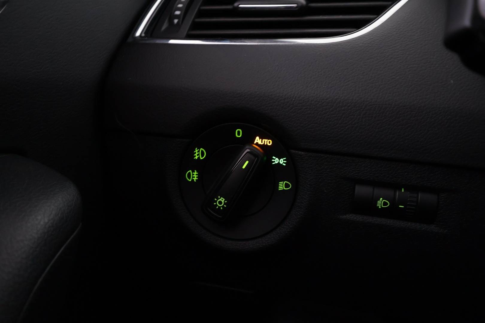 SKODA Octavia 2013