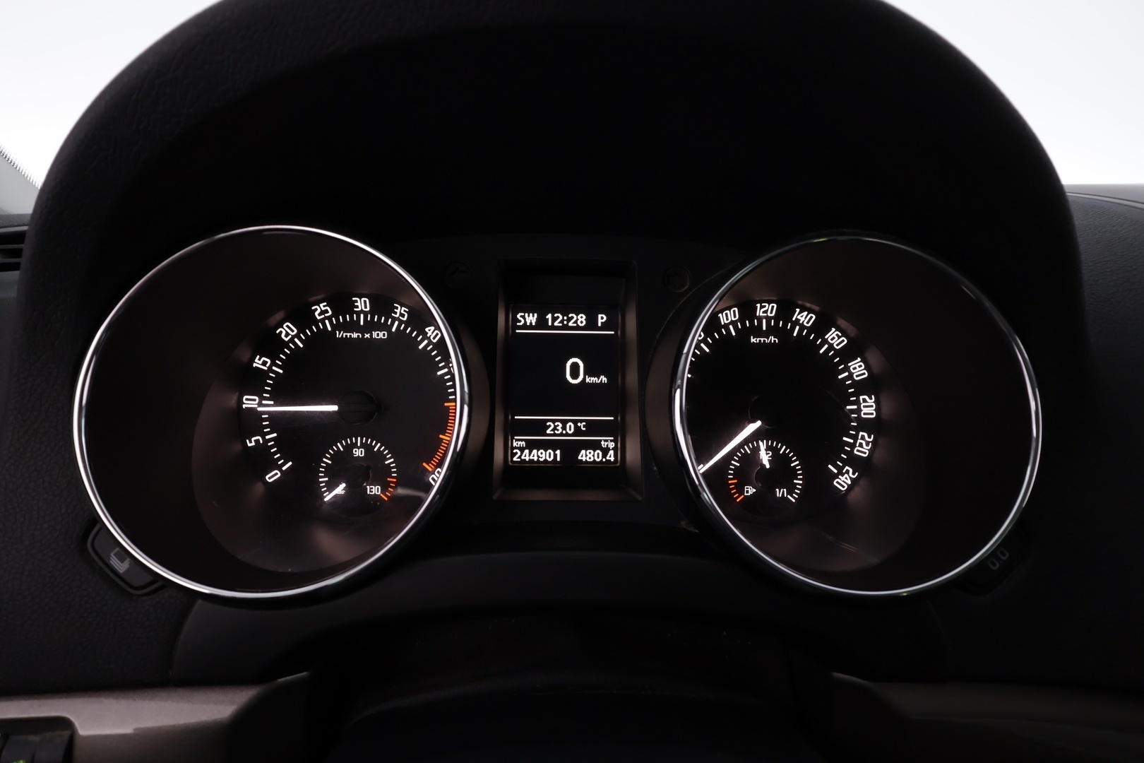 SKODA Yeti 2015