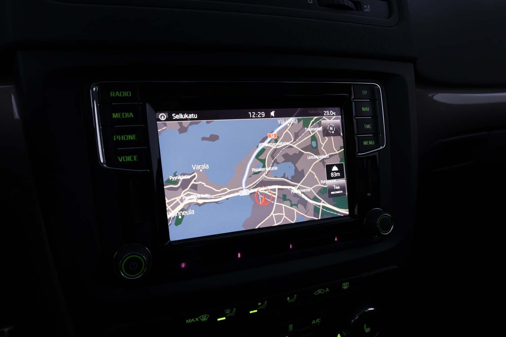 SKODA Yeti 2015