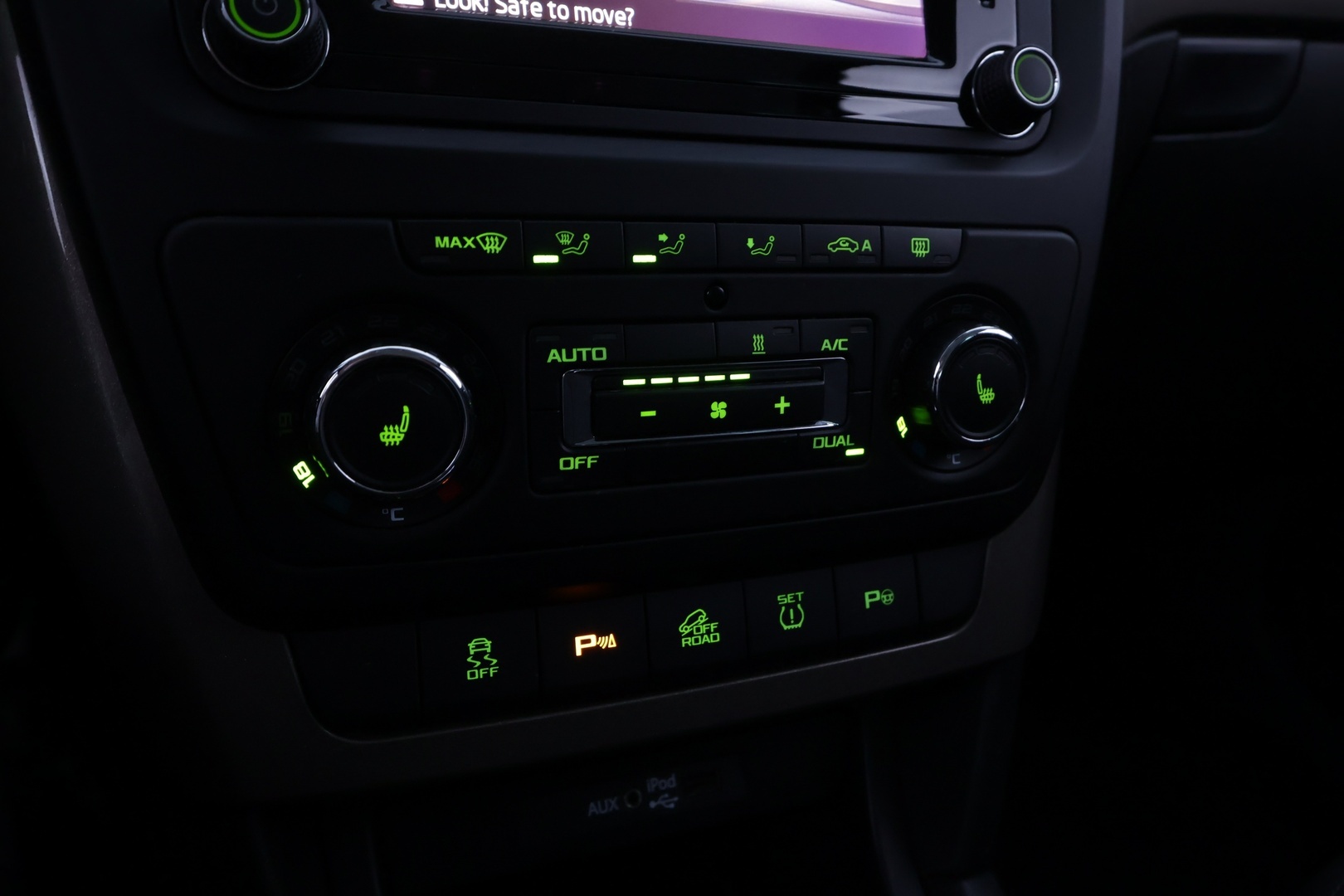 SKODA Yeti 2015
